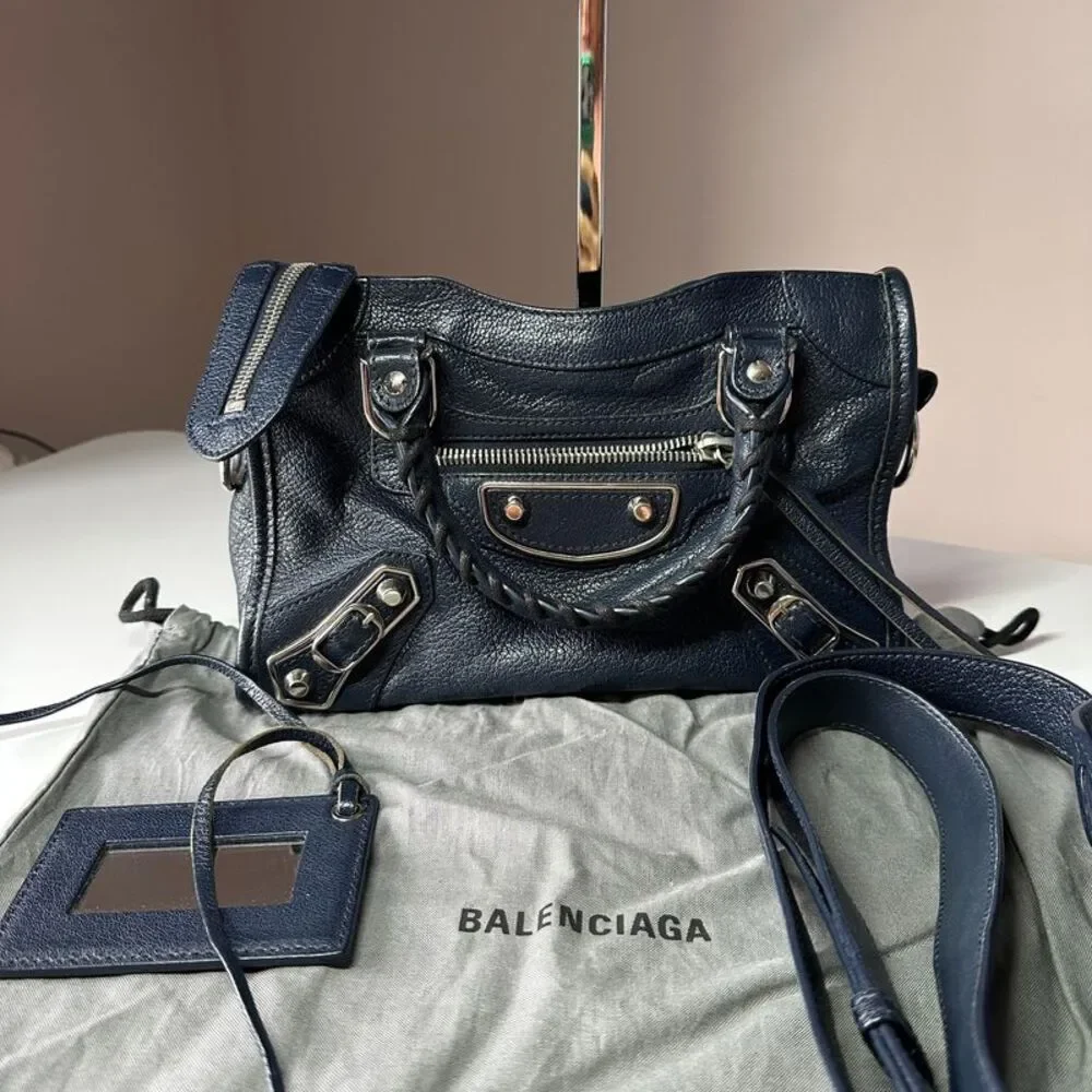 Balenciaga Women Pre-Loved Bag Very Good Condition - Picture 1 of 9